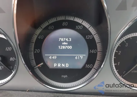 2010 Mercedes-Benz C 300 Luxury 4Matic/Sport 4Matic из США, поврежденный, VIN WDDGF8BB4AF407947